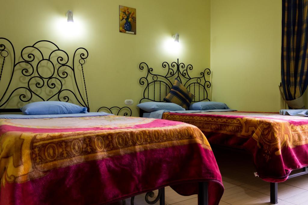Bella Luna Hostel Kairo Bagian luar foto