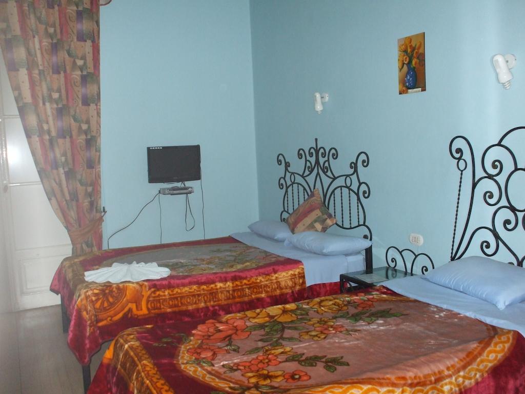 Bella Luna Hostel Kairo Bagian luar foto