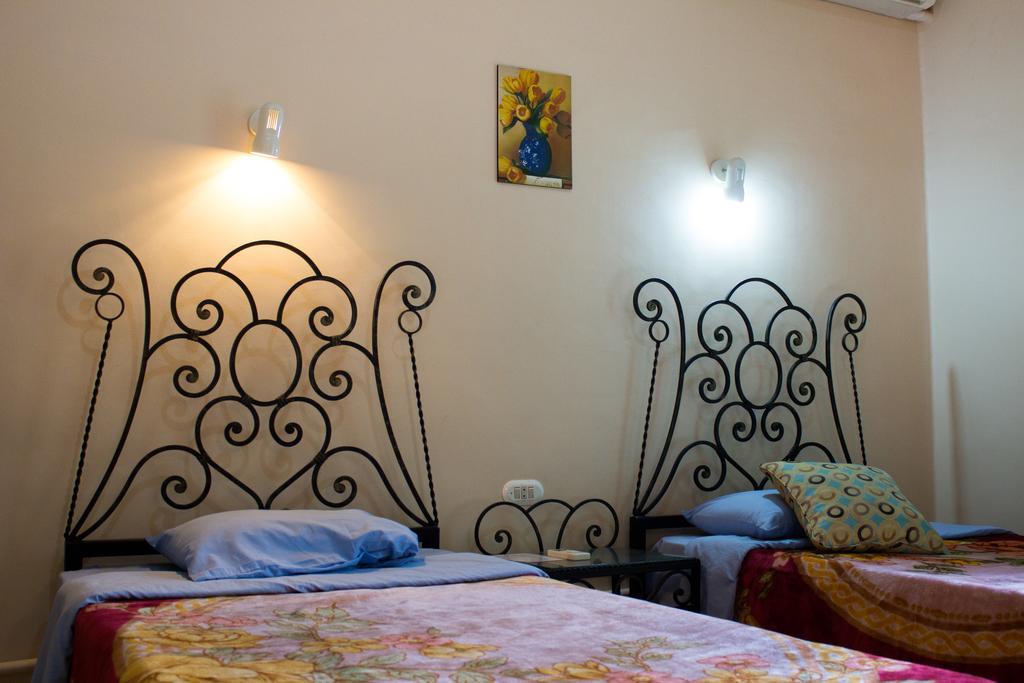 Bella Luna Hostel Kairo Bagian luar foto