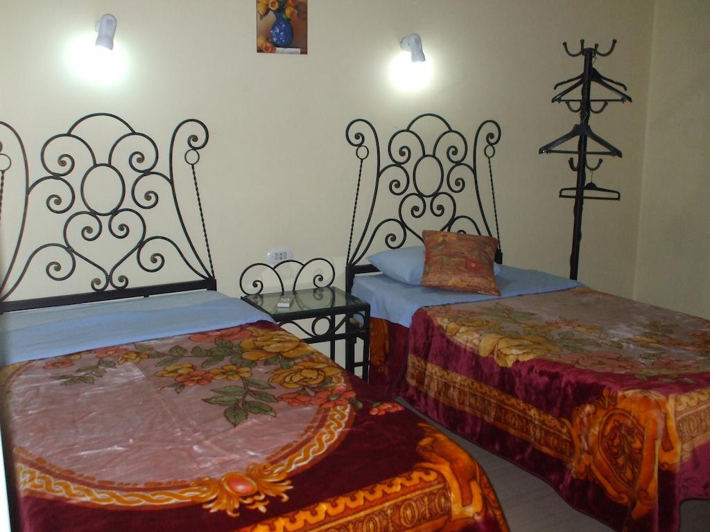 Bella Luna Hostel Kairo Bagian luar foto